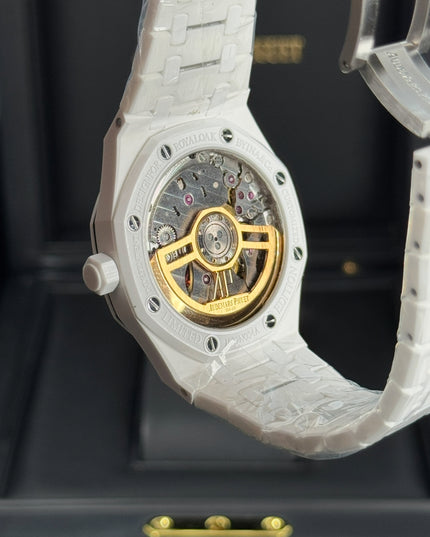 AUDEMARS PIGUET ROYAL OAK SUIZO - BLANCO FONDO NEGRO