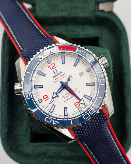 OMEGA SEAMASTER PLANET OCEAN 600M - FONDO BLANCO