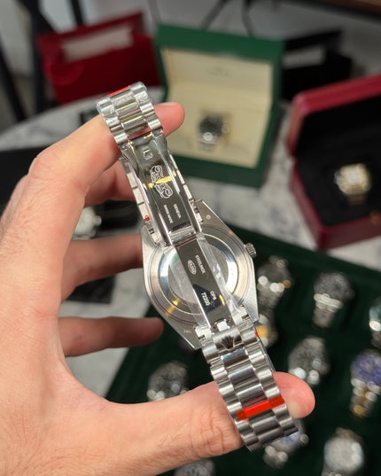 ROLEX DAY DATE PLATEADO - FONDO NEGRO