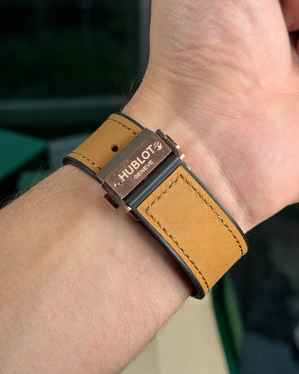 HUBLOT CRONO CLASSIC FUSION - NEGRO EXTENSIBLE GAMUZA CAMEL