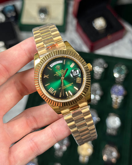 ROLEX DAY DATE DORADO - FONDO VERDE