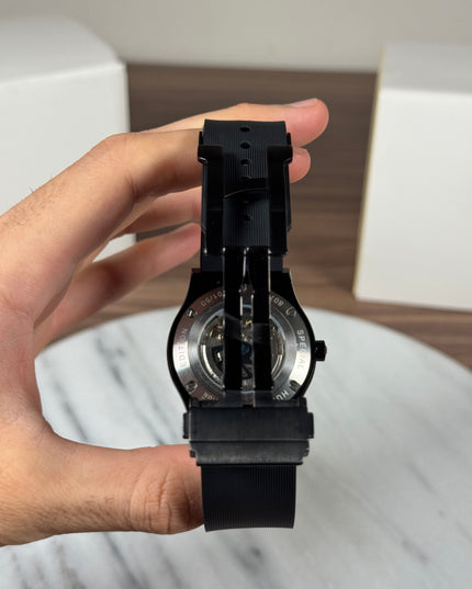HUBLOT CLASSIC FUSION BLACK MAGIC