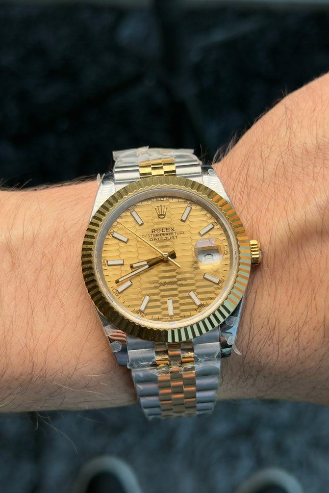 ROLEX DATEJUST 40MM SUIZO