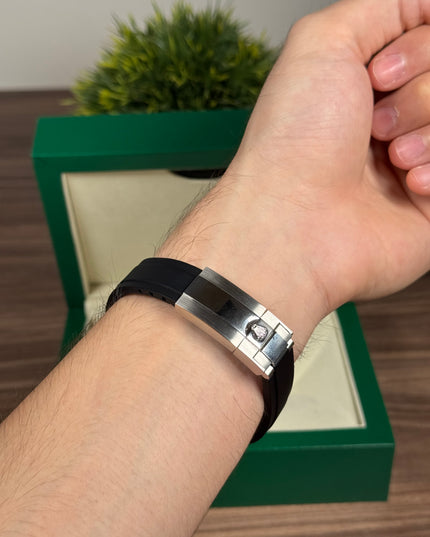 ROLEX COSMOGRAPH DAYTONA -  SILVER