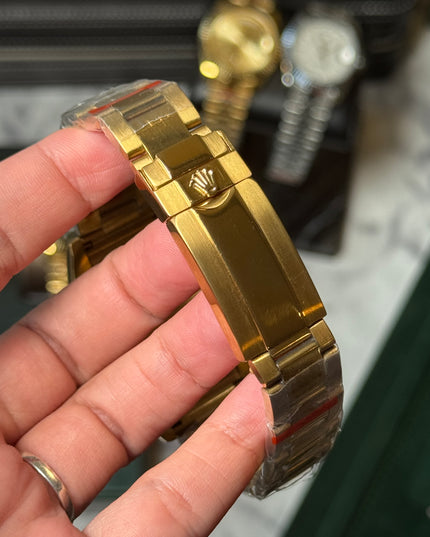 ROLEX DAYTONA DORADO - FONDO VERDE