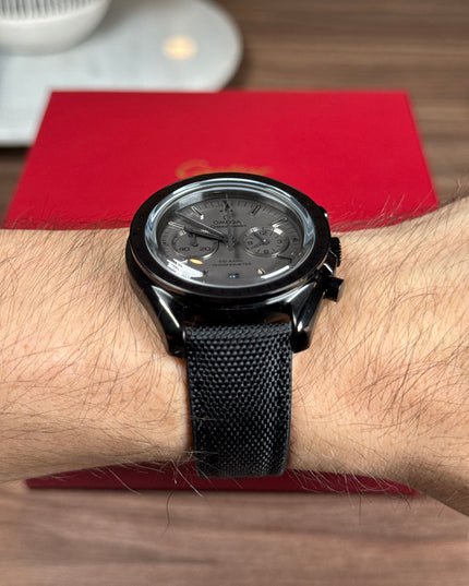 OMEGA SPEEDMASTER DARK SIDE OF THE MOON