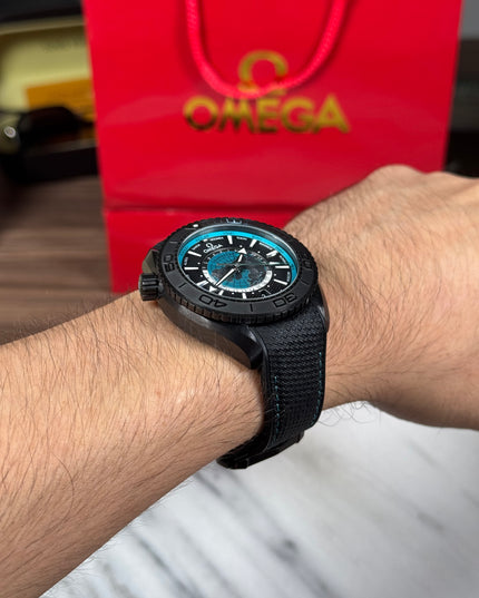 OMEGA SEAMASTER
PLANET OCEAN 600M SUIZO