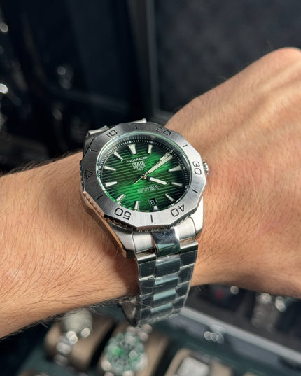 TAG HEUER AQUARACER PROFESSIONAL 200 CALIBRE 5 AUTOMATIC 40MM - VERDE