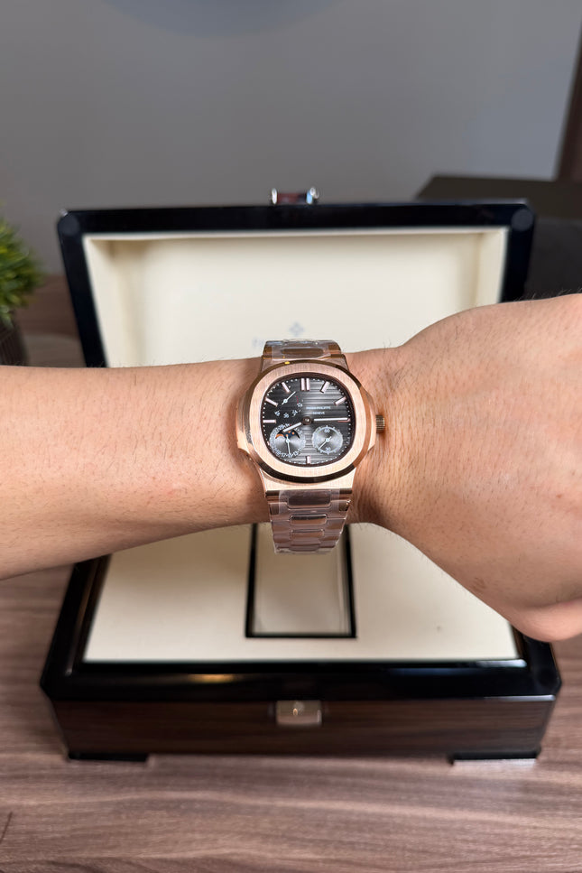PATEK PHILIPPE NAUTILUS MOON PHASE ROSEGOLD