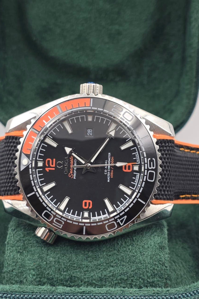 OMEGA SEAMASTER PLANET OCEAN 600M - NEGRO CON NARANJA