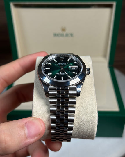 ROLEX DATEJUST 41 WIMBLEDON GREEN DIAL SUIZO