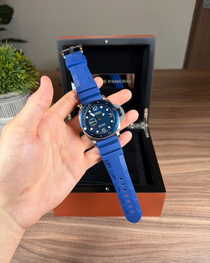 PANERAI SUBMERSIBLE QUARANTAQUATTRO MIKE HORN