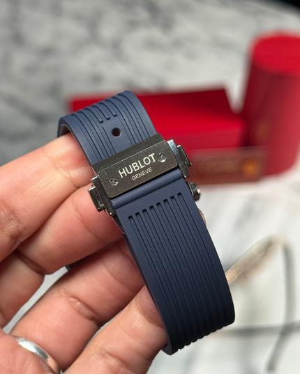 HUBLOT BIG BANG ONE CLICK BLUE DIAMOND DAMA