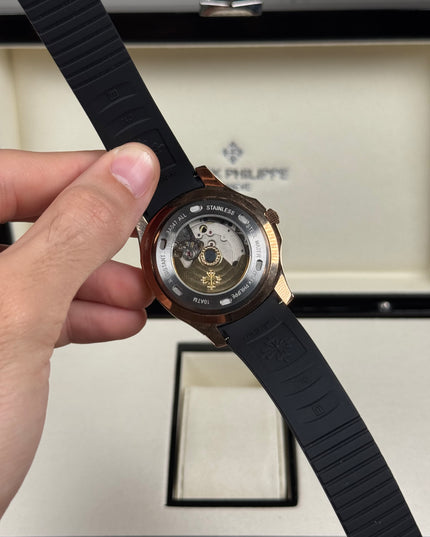 PATEK PHILIPPE AQUANAUT - NEGRO