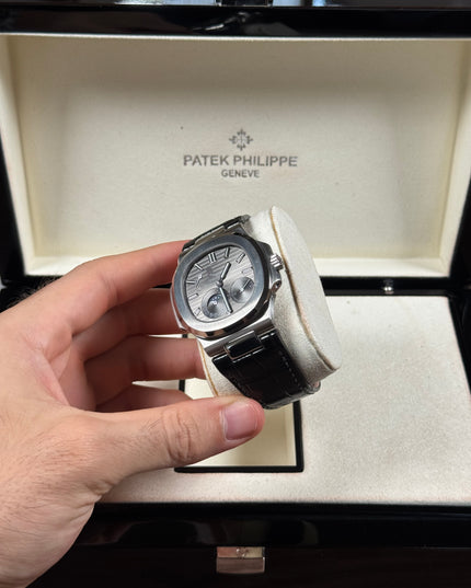 PATEK PHILIPPE NAUTILUS PIEL SUIZO