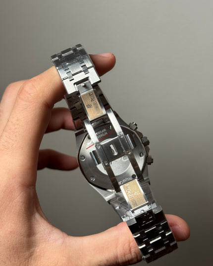 AUDEMARS PIGUET ROYAL OAK CHRONO - FONDO NEGRO