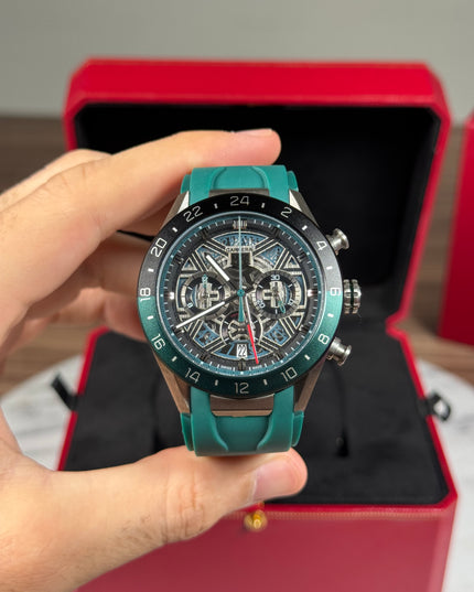 TAG HEUER CARRERA