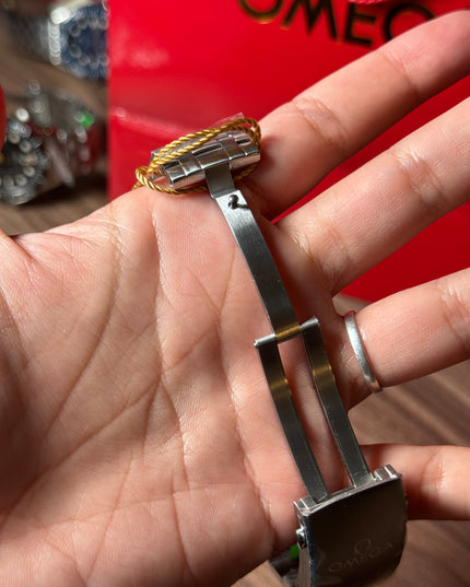 OMEGA SEAMASTER DRIVER 300M AUTOMÁTICO - FONDO NEGRO SUIZO