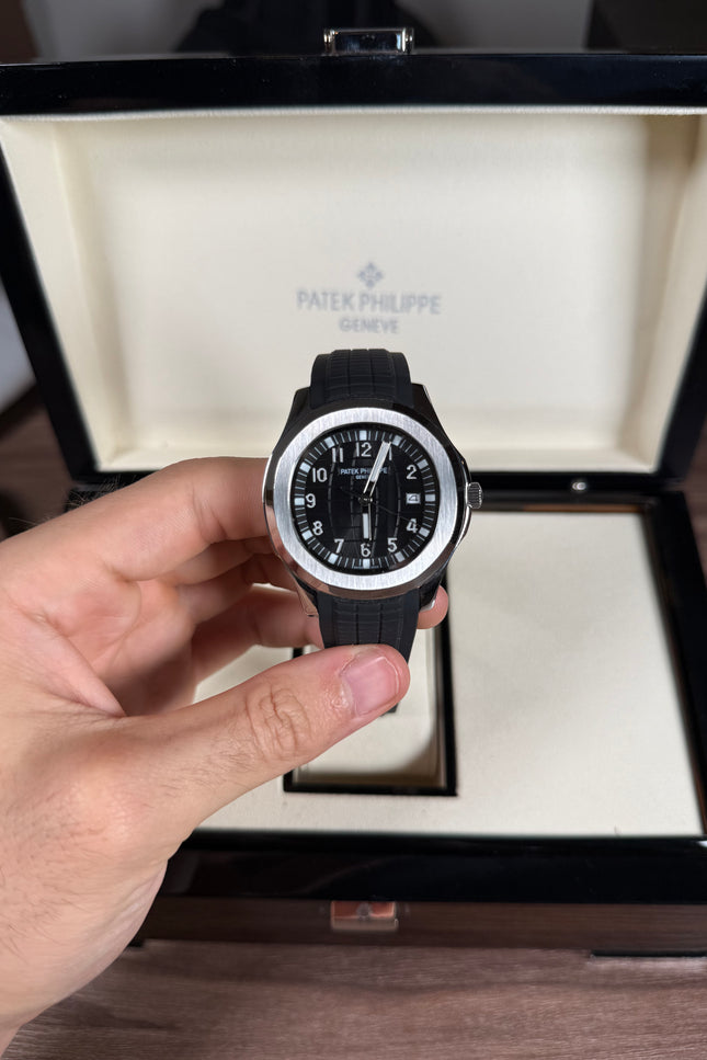 PATEK PHILIPPE AQUANAUT - NEGRO PLATEADO