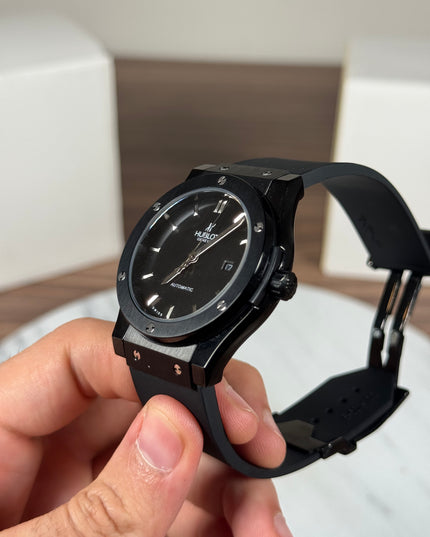 HUBLOT CLASSIC FUSION BLACK MAGIC
