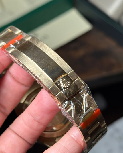 ROLEX SUBMARINER DORADO FONDO AZUL