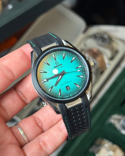 OMEGA SEAMASTER
AQUA TERRA