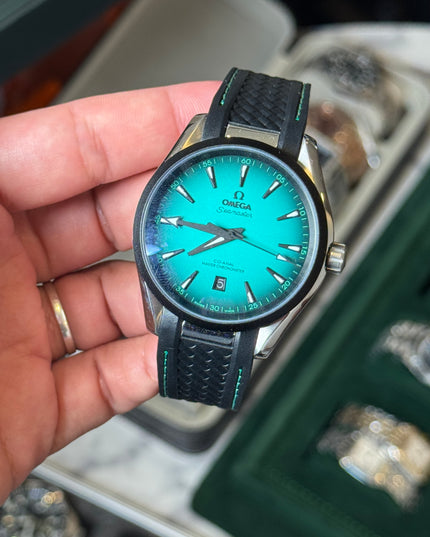 OMEGA SEAMASTER
AQUA TERRA