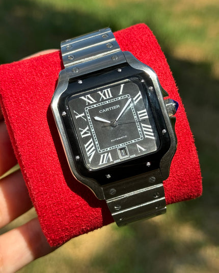 CARTIER SANTOS FONDO NEGRO