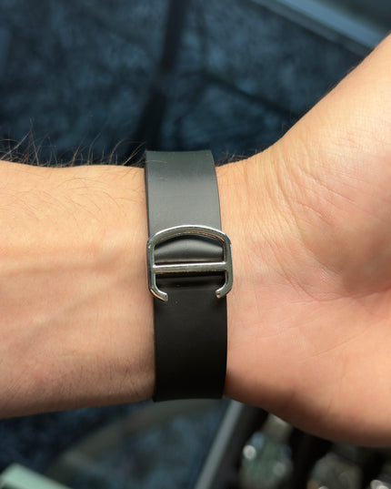 CARTIER SANTOS NEGRO FLEX